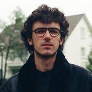 Meet your Posher, Rose